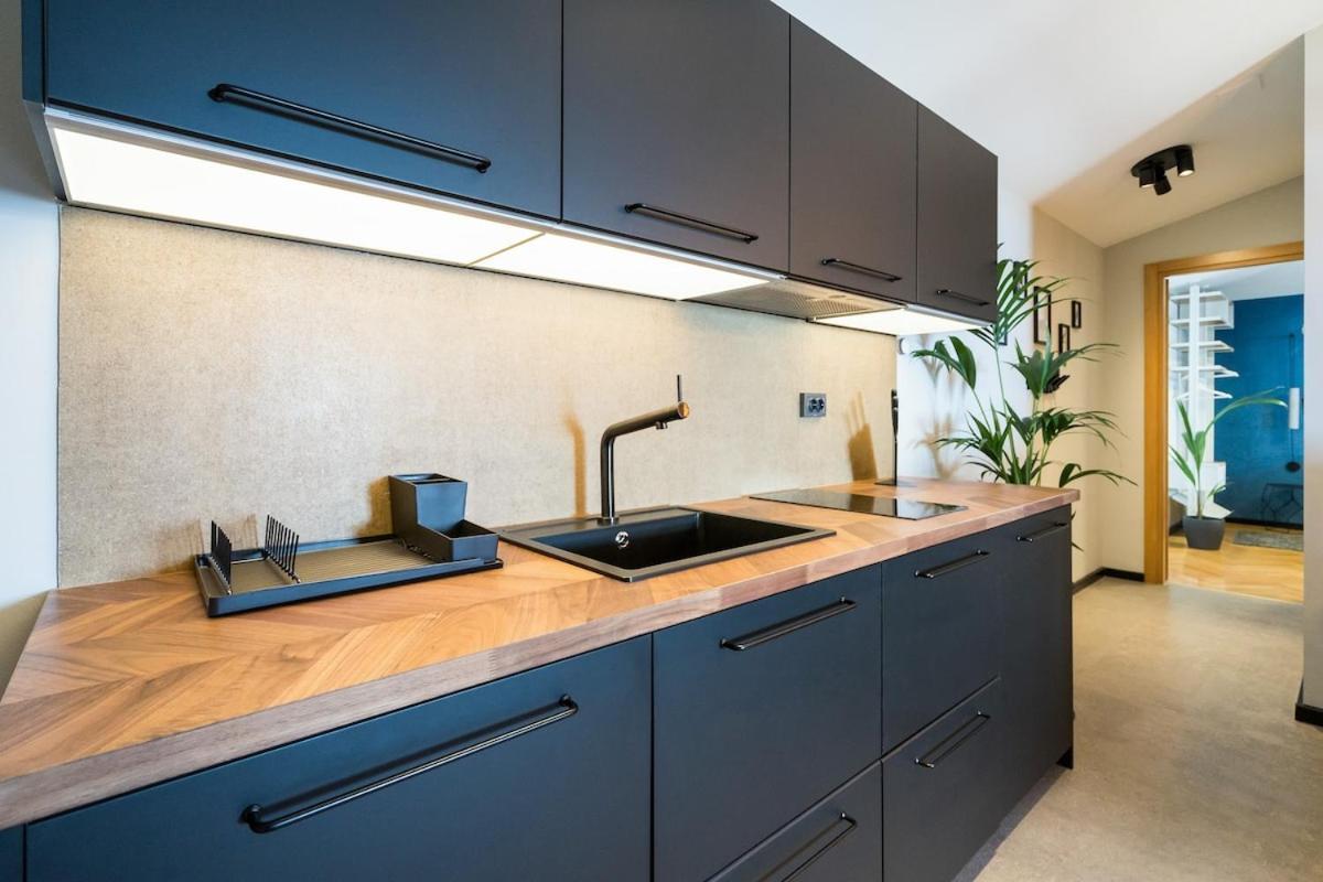 Apartments M สปลิท ภายนอก รูปภาพ